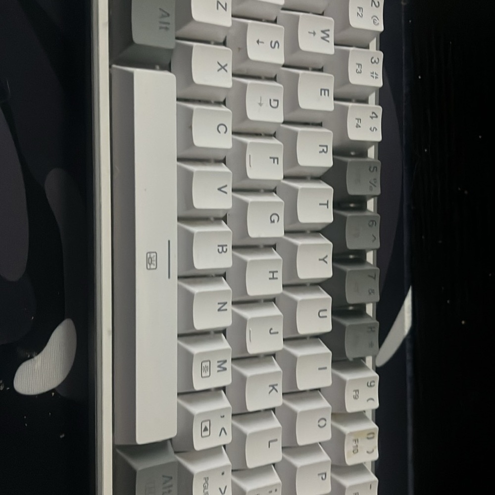Monitor - Picture 3 of 4
